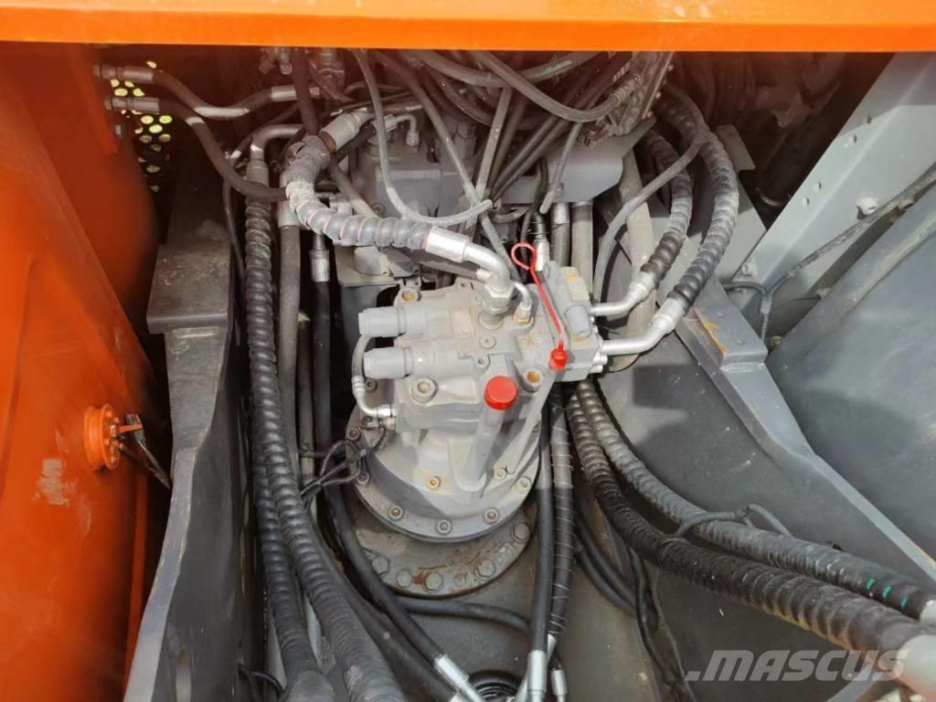 Hitachi ZX200 Raupenbagger