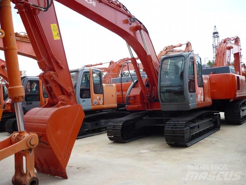 Hitachi ZX 225 US Raupenbagger