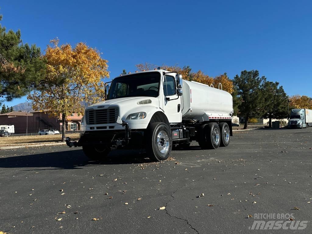 Freightliner M2 Wassertanker