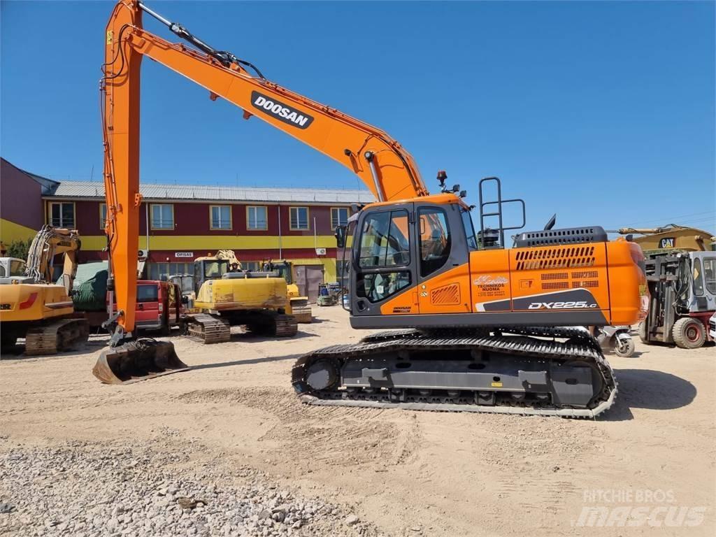 Doosan DX 255 LC-5 Raupenbagger