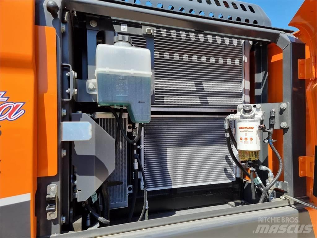 Doosan DX 255 LC-5 Raupenbagger