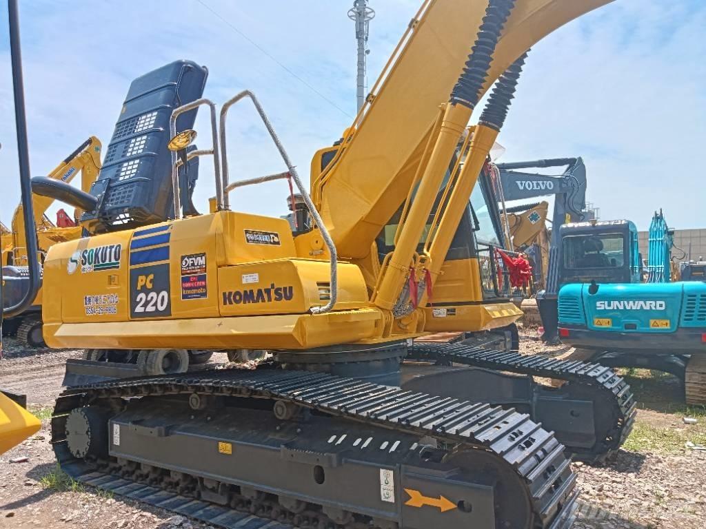 Komatsu PC 220-8 Raupenbagger