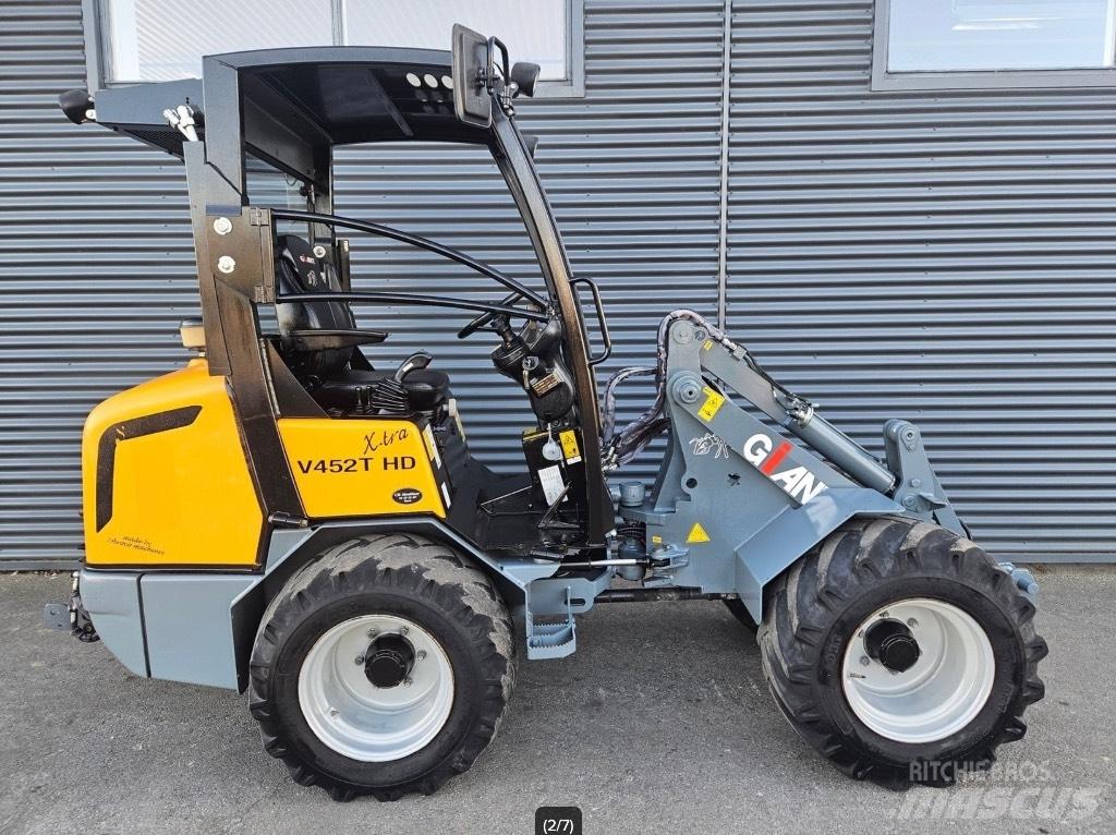 GiANT v452t hd x-tra Minilader