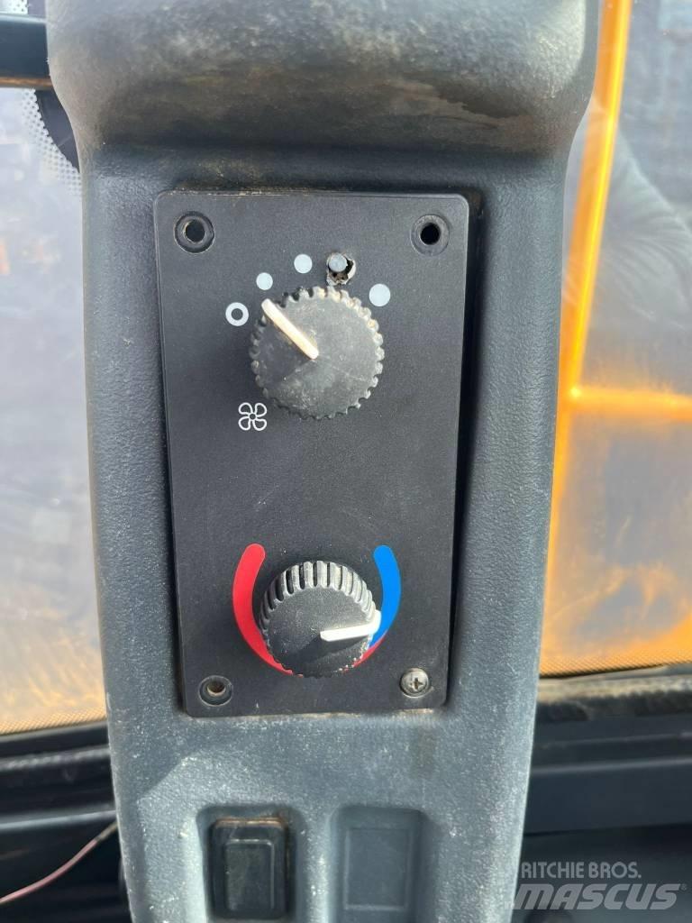 John Deere 824 K Radlader