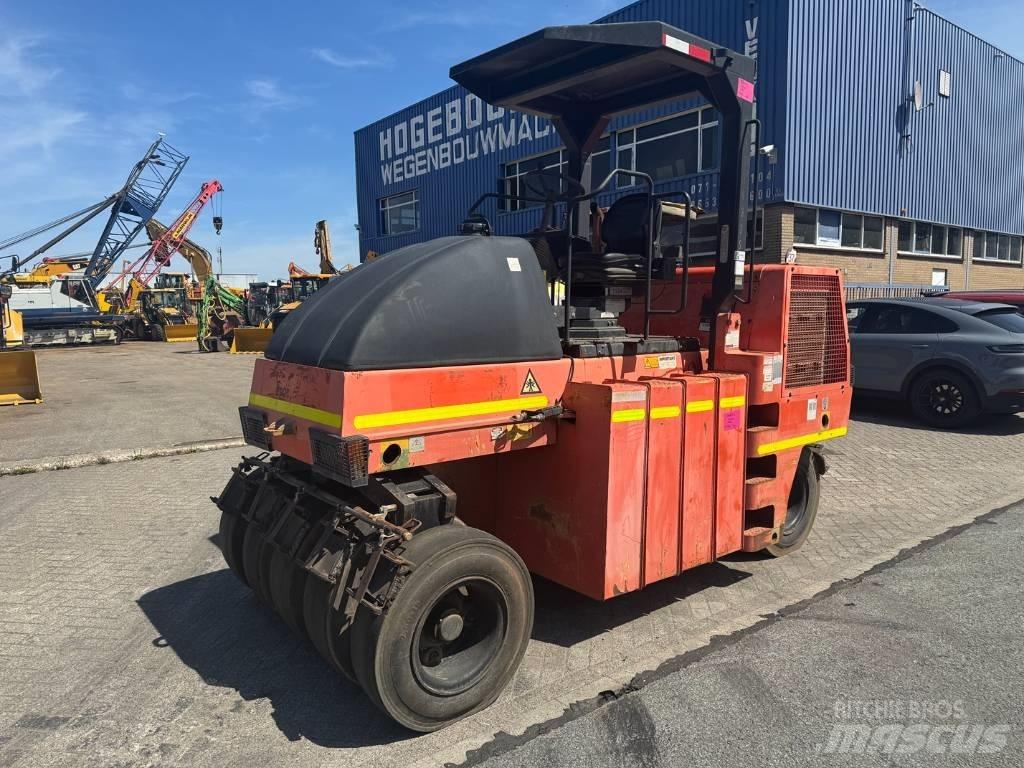 Dynapac CP 142 Gummiradwalzen