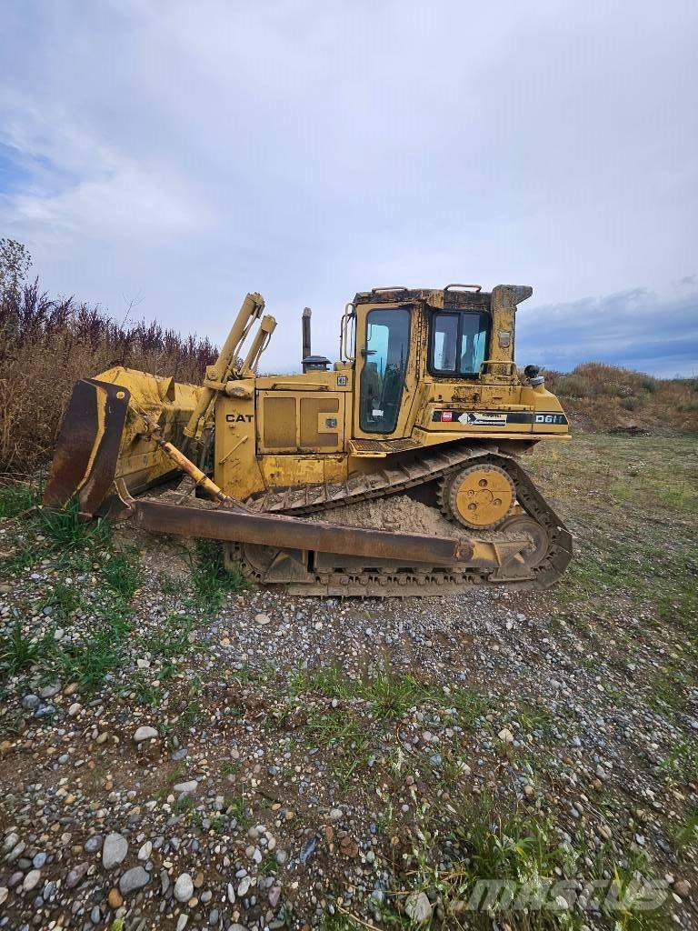 CAT D6h Bulldozer