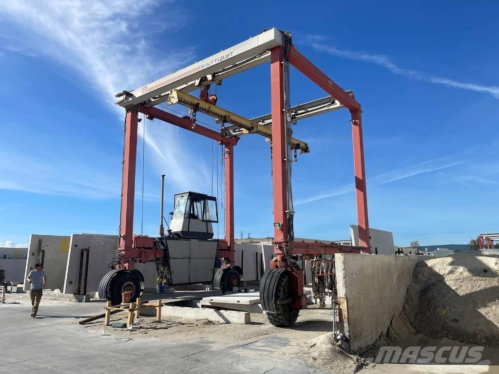 Shuttlelift ISL30 All-Terrain-Krane