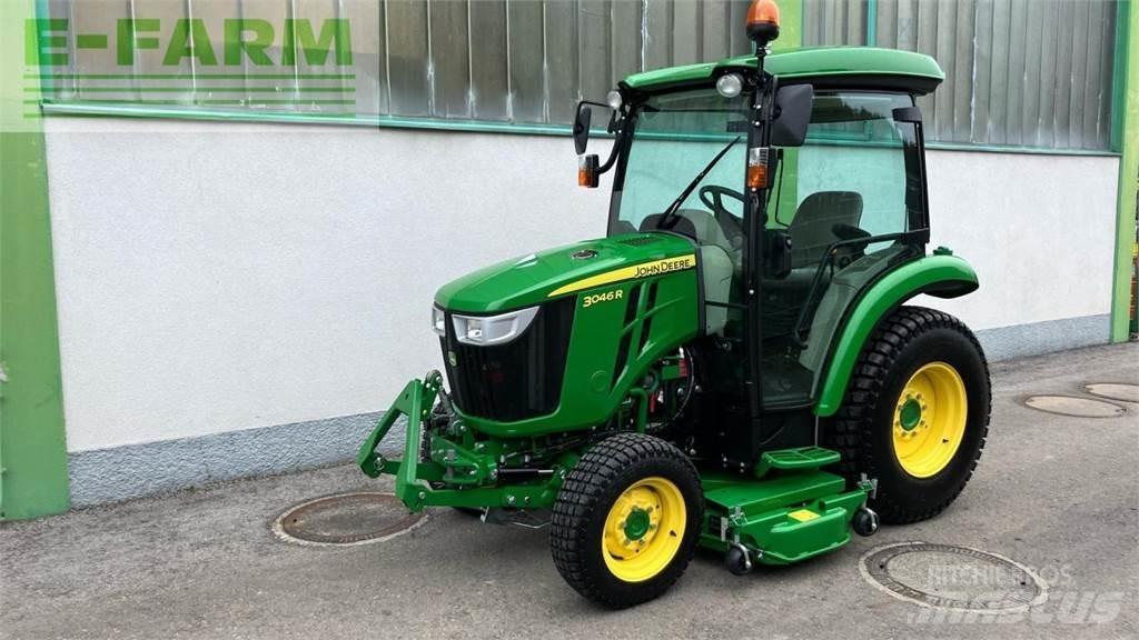 John Deere 3046R Traktoren