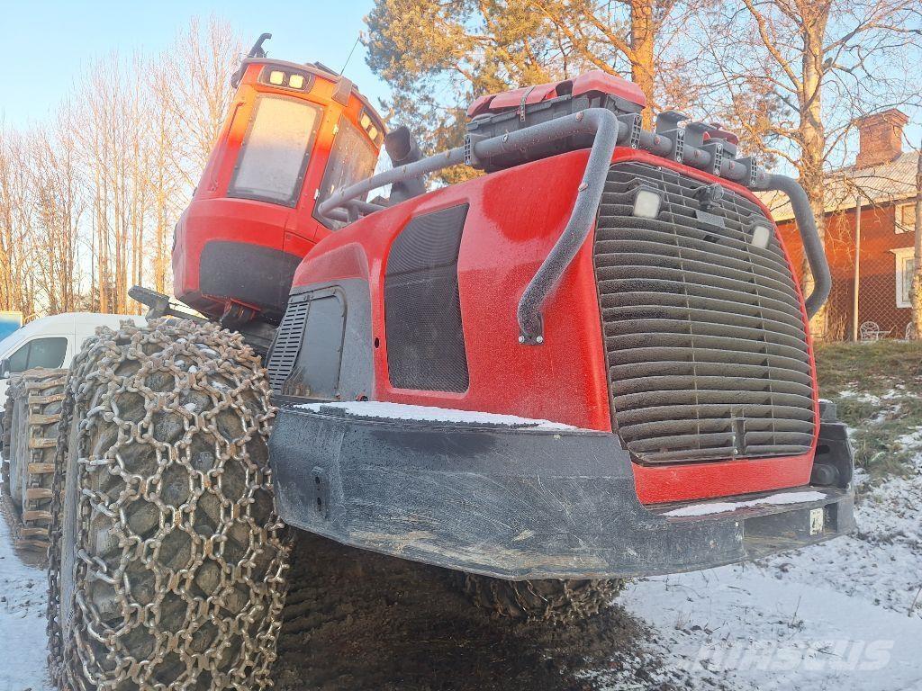 Komatsu 951 Harvester