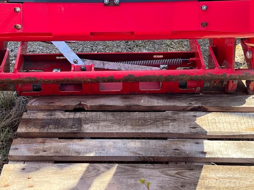 Massey Ferguson 945 Hoflader