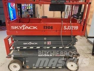 SkyJack SJ 3219 Scheren-Arbeitsbühnen