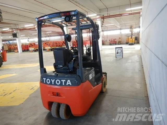 Toyota 8FBEK16T Elektrostapler
