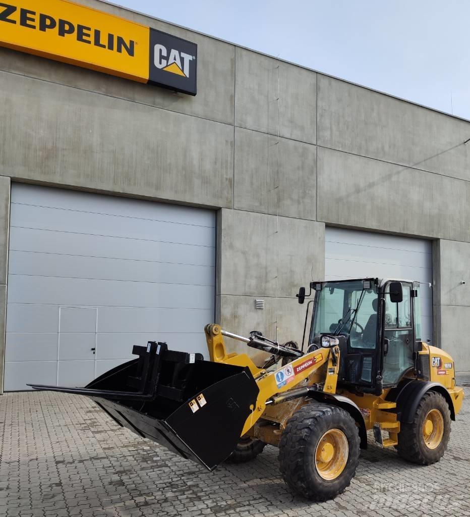 CAT 908 Radlader