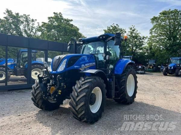 New Holland T7.225 Traktoren