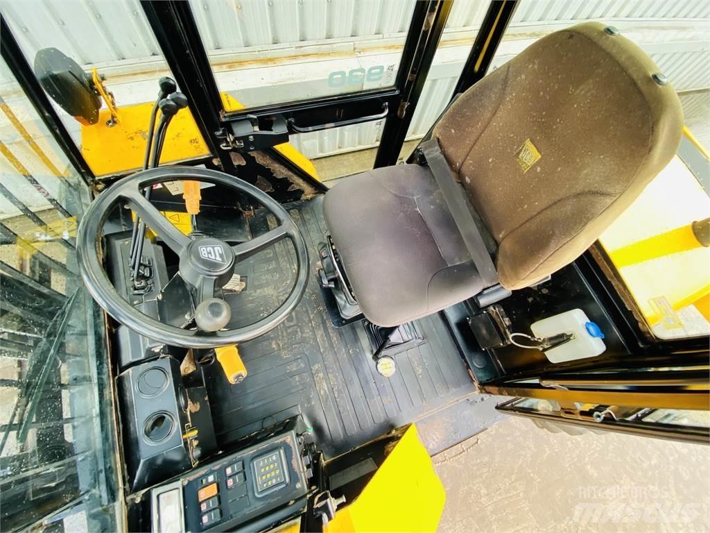 JCB 930RTFL Sonstige Baumaschinen