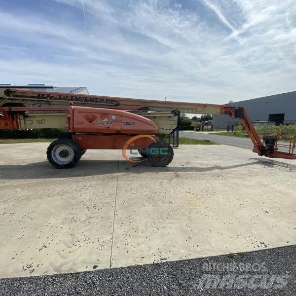 JLG 1250AJP Gelenkteleskoparbeitsbühnen
