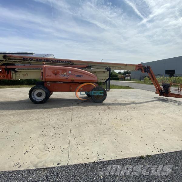 JLG 1250AJP Gelenkteleskoparbeitsbühnen