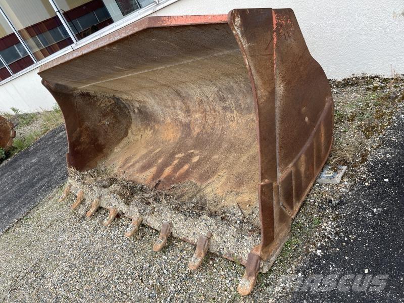  Bucket 4000L Schaufeln