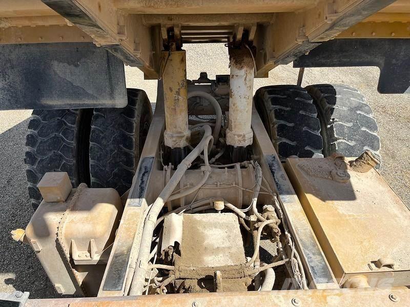 CAT 771D Dumper - Starr