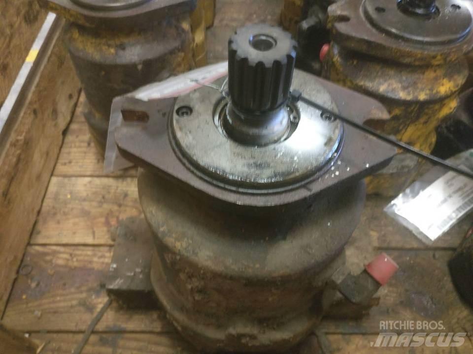 CAT 215 Hydraulik