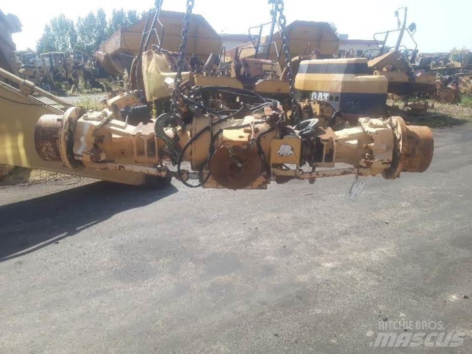 CAT 438B Getriebe