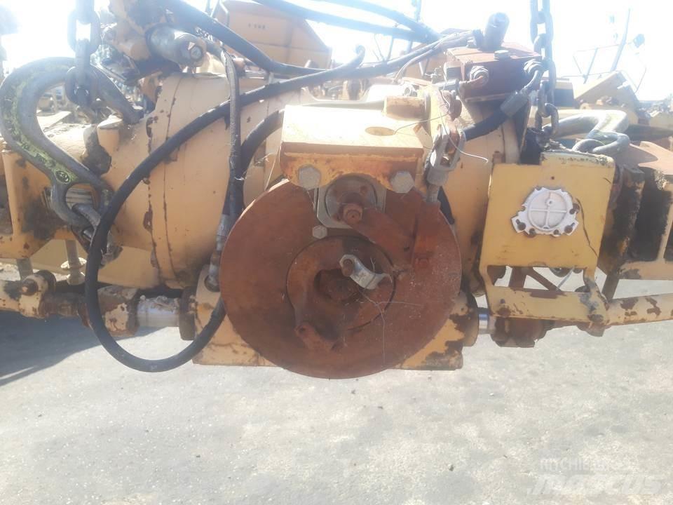CAT 438B Getriebe