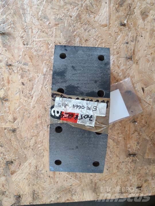 CAT 966C Ketten