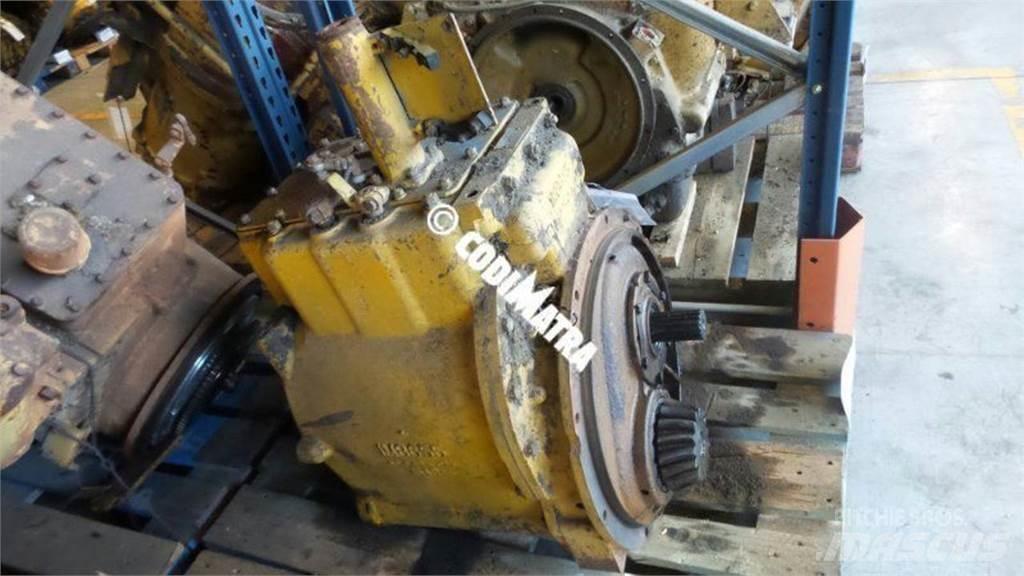 CAT D7E Getriebe