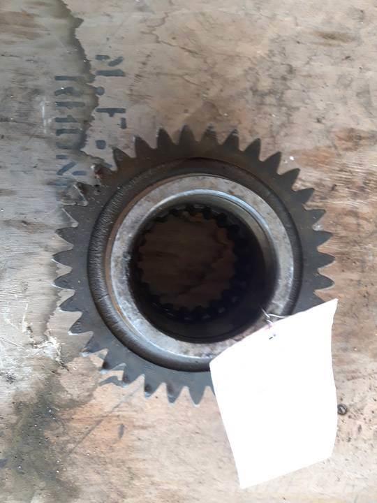 CAT D8H Getriebe