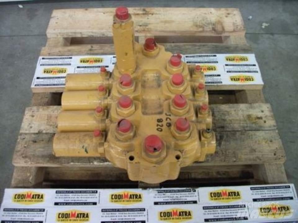 JCB 820 Hydraulik