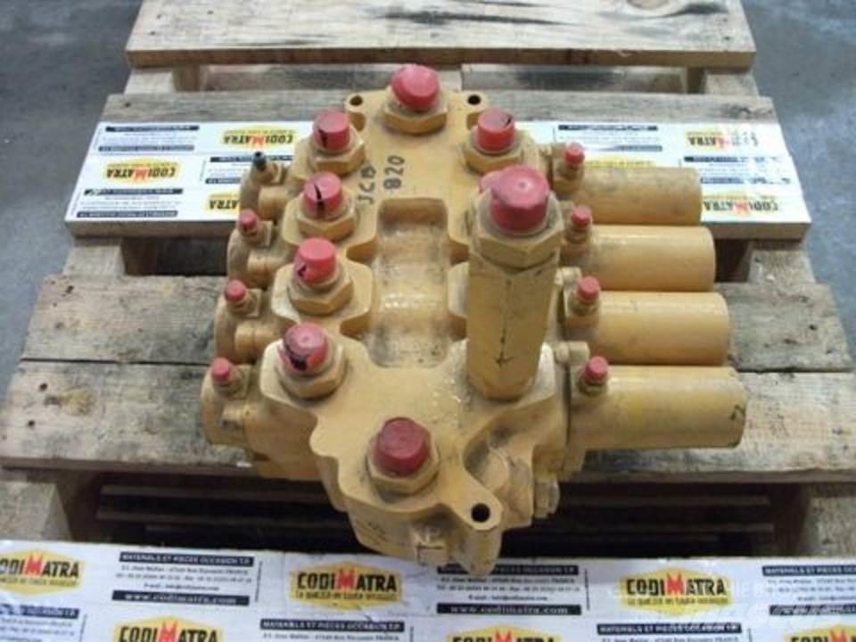 JCB 820 Hydraulik