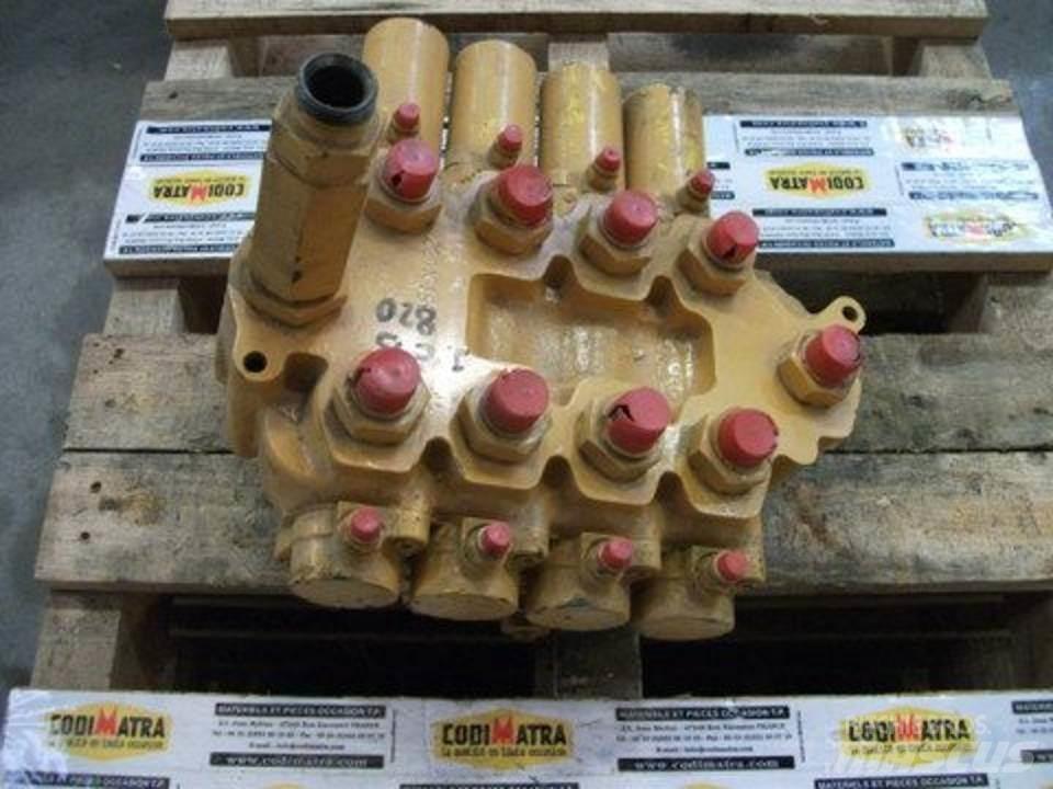 JCB 820 Hydraulik