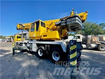Grove TMS900E All-Terrain-Krane