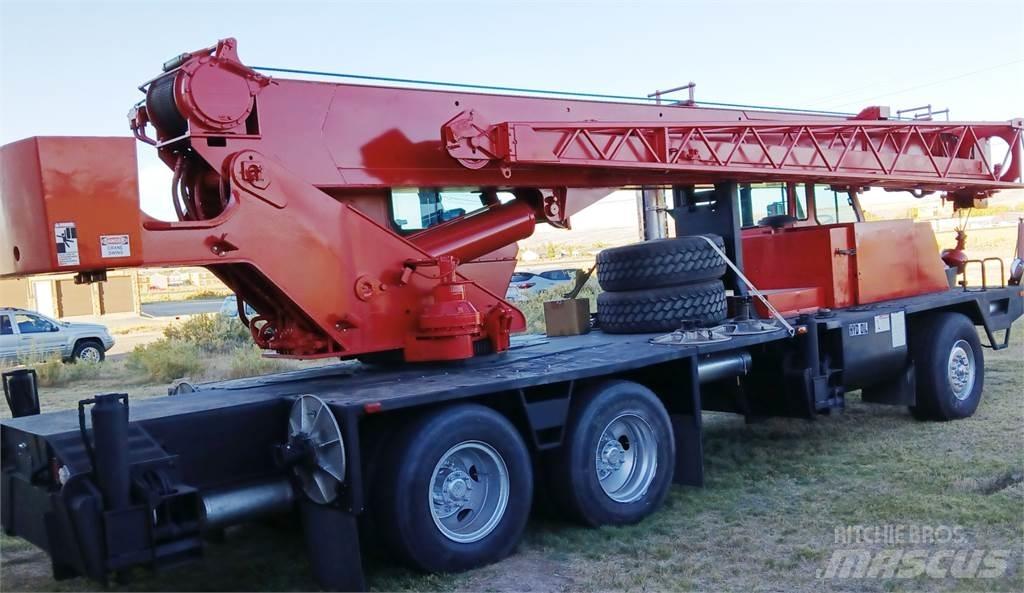 Lorain MCH 230E All-Terrain-Krane