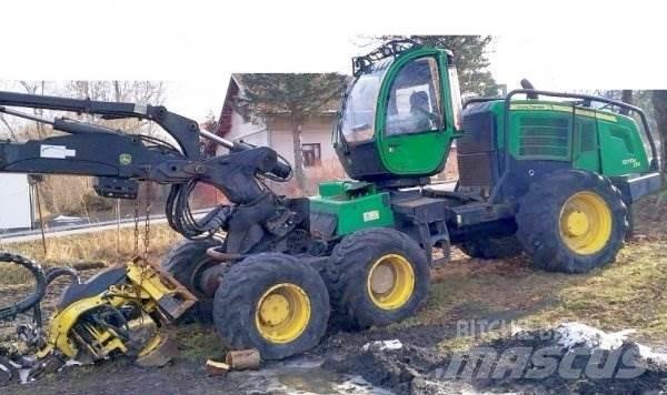 John Deere 1270 E 6W Forstanhänger/Rückewagen