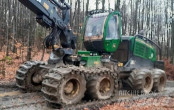 John Deere 1270 G 8W Forstanhänger/Rückewagen