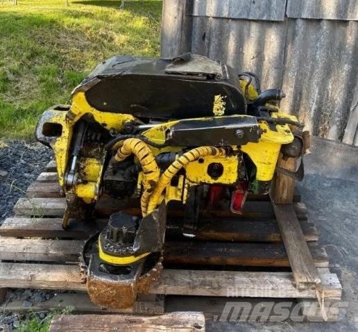 John Deere H 412 Forstanhänger/Rückewagen