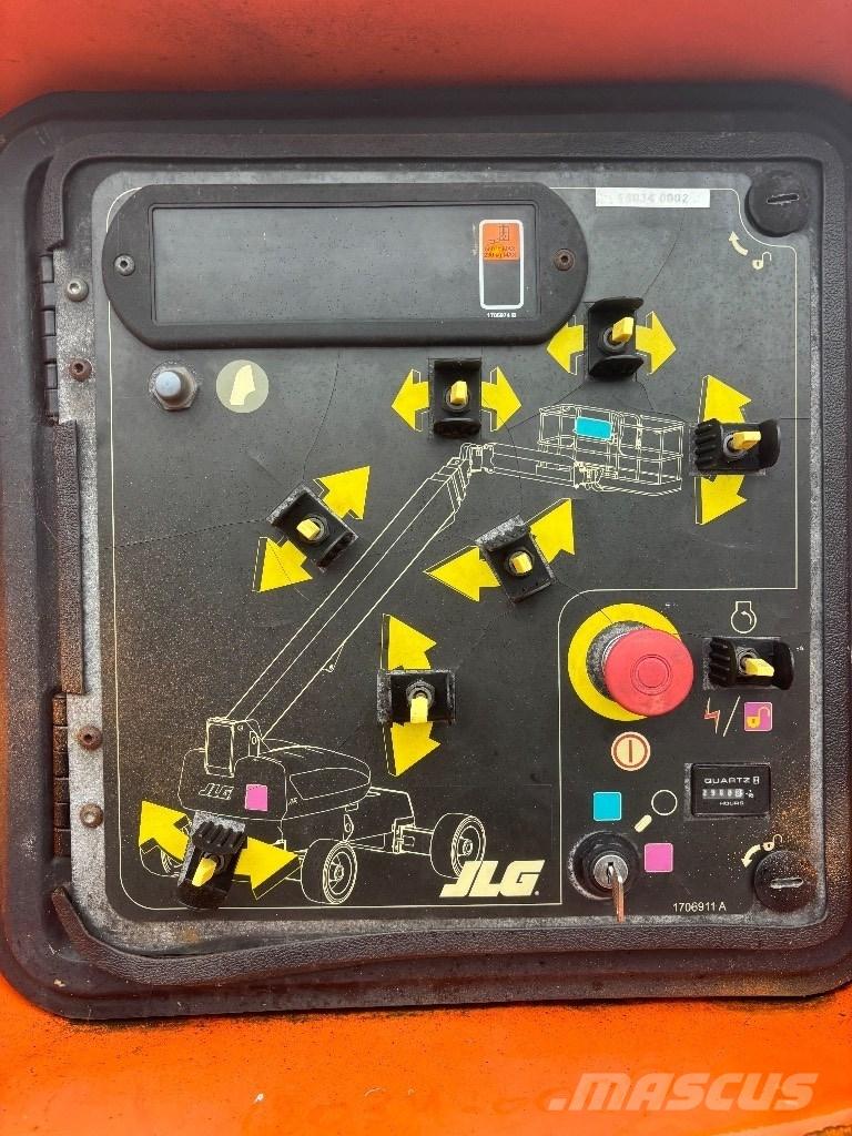 JLG 1350 SJP Teleskopbühnen