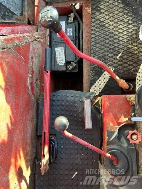 International 955-A Traktoren