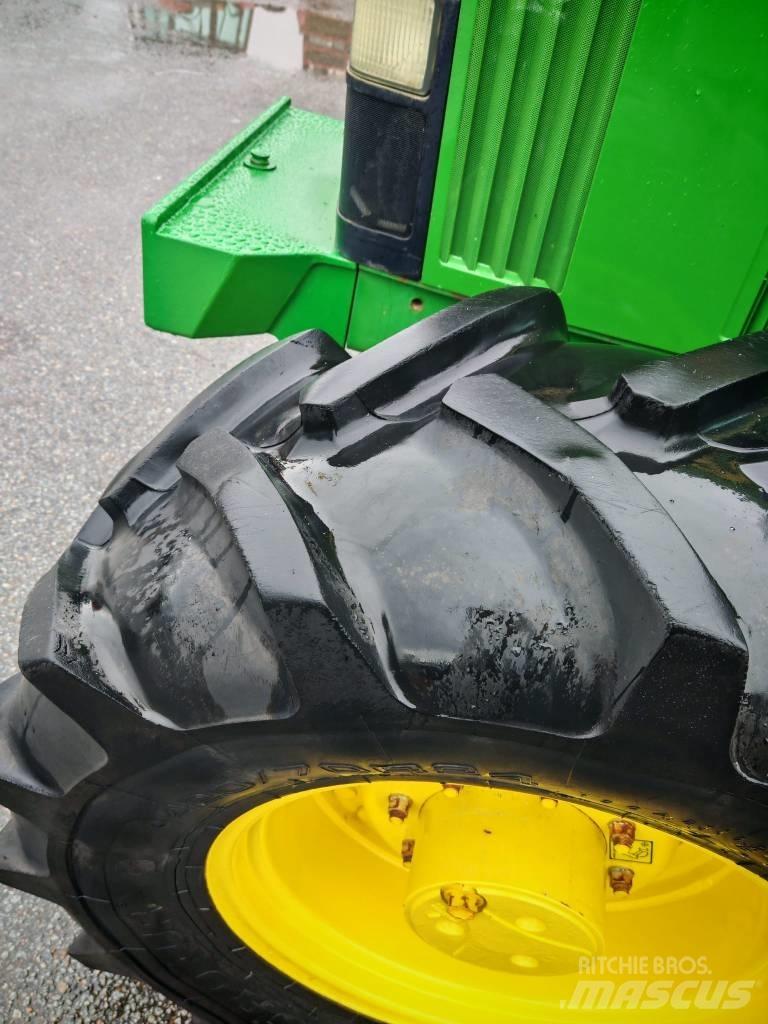 John Deere 6400 Traktoren