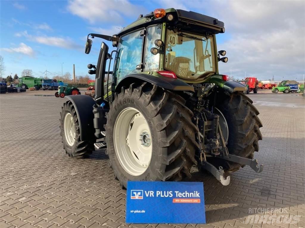Valtra G125EV Traktoren
