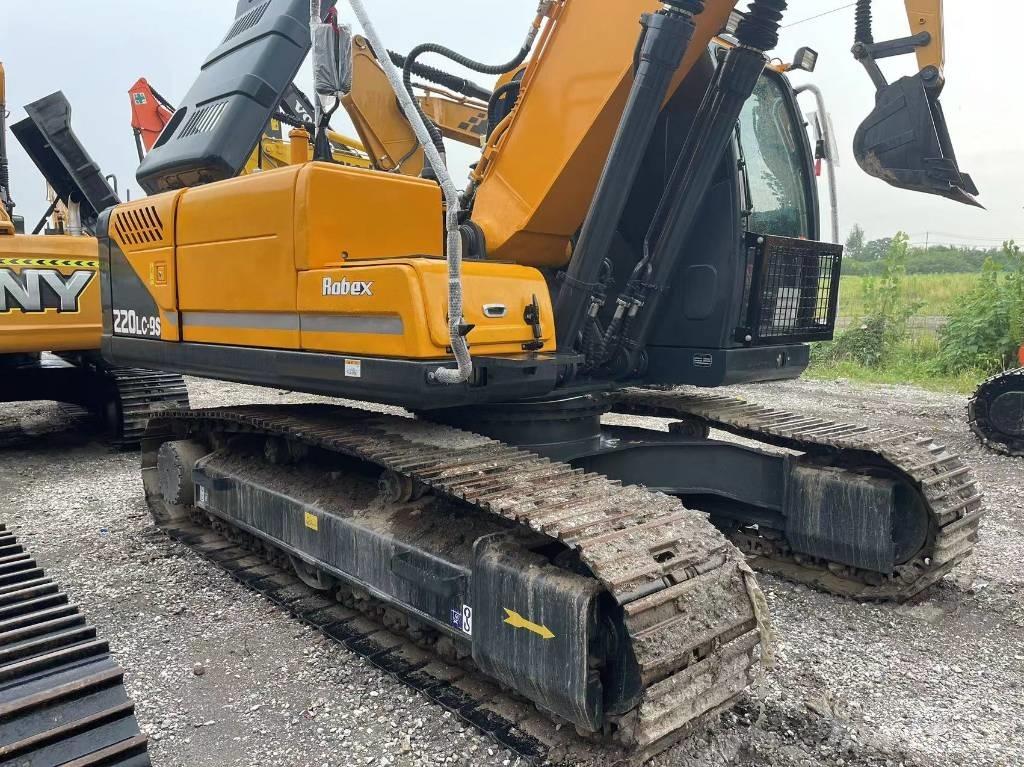 Hyundai R220 Raupenbagger