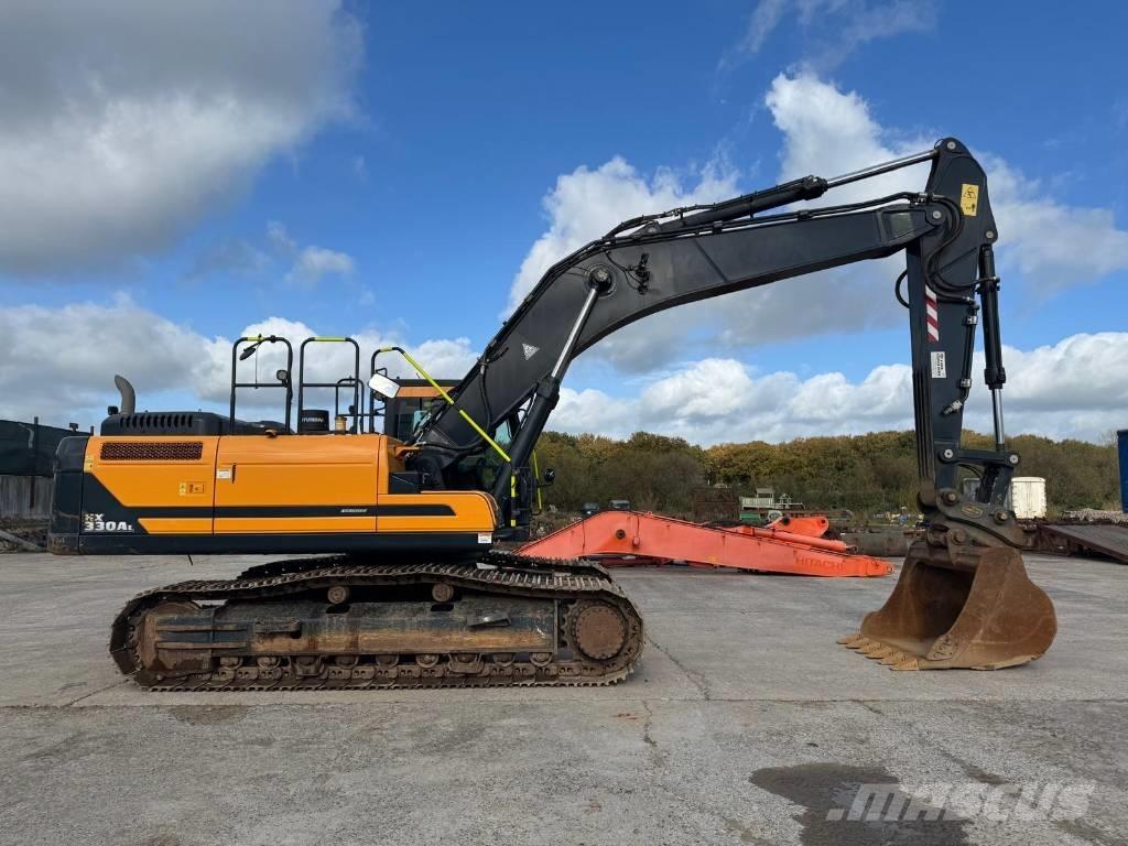 Hyundai HX 330 AL Raupenbagger