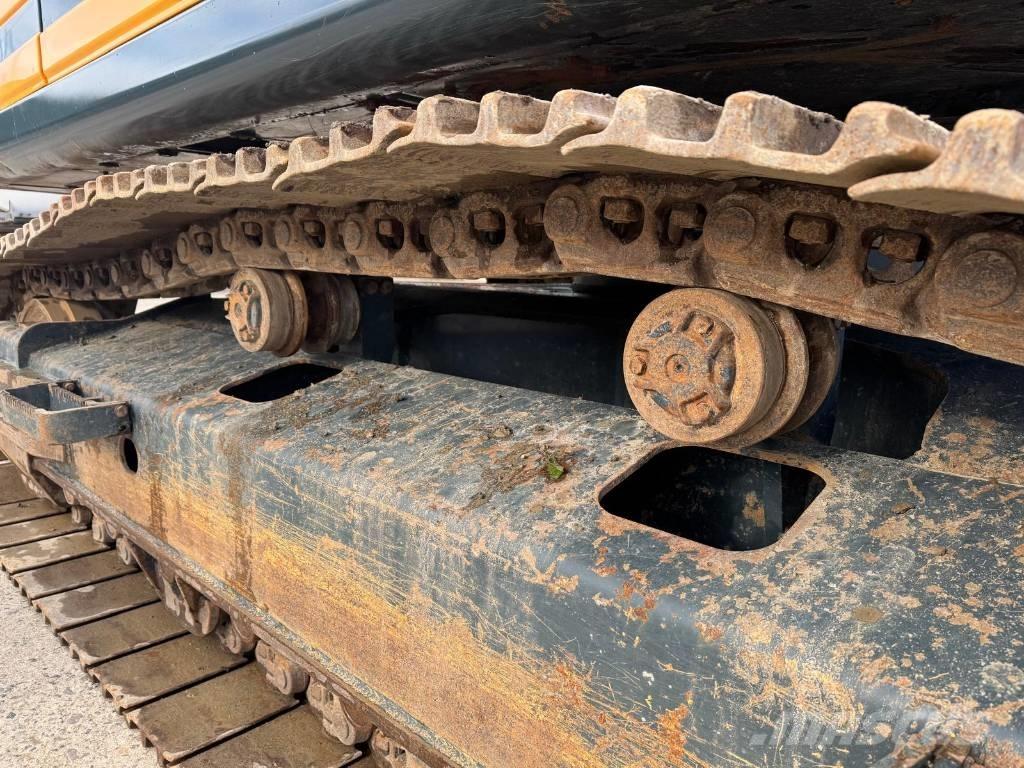 Hyundai HX 330 AL Raupenbagger