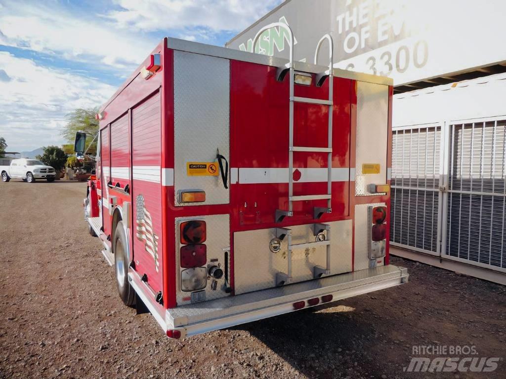 Freightliner FL70 Löschfahrzeuge