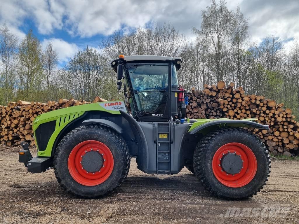 CLAAS XERION 4000VC Traktoren