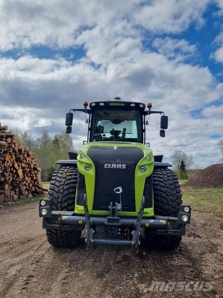 CLAAS XERION 4000VC Traktoren
