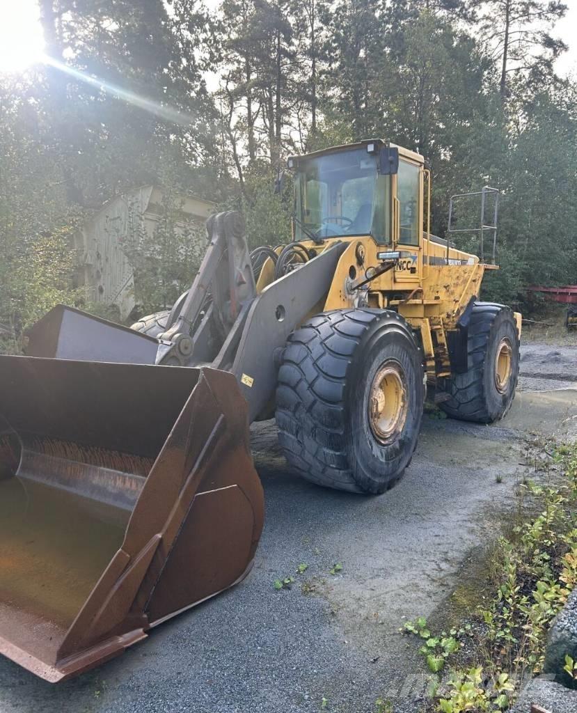 Volvo L 220 D Radlader