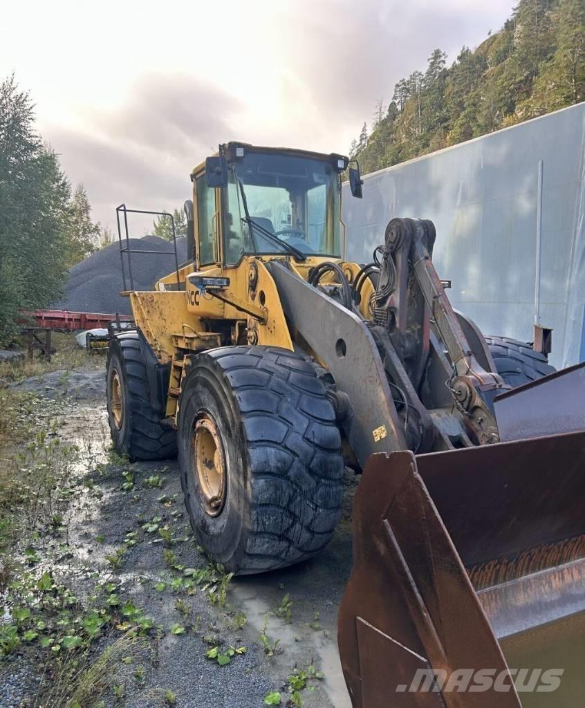 Volvo L 220 D Radlader