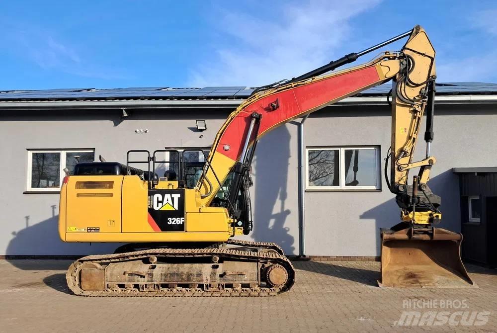 CAT 326 F L Raupenbagger